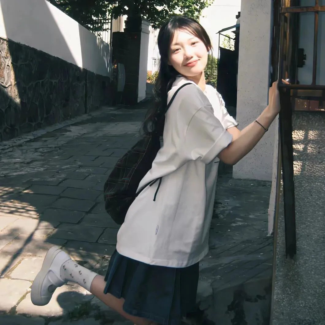 仙人坝的红衣兜